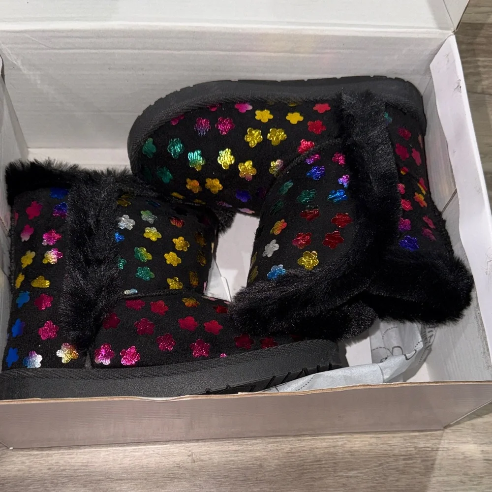 Olivia Miller Black Kids Boots with Multicolor Metallic Hearts